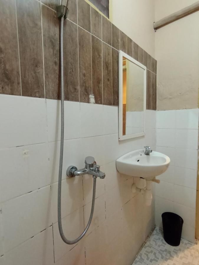 Lita Homestay Gili Trawangan Esterno foto