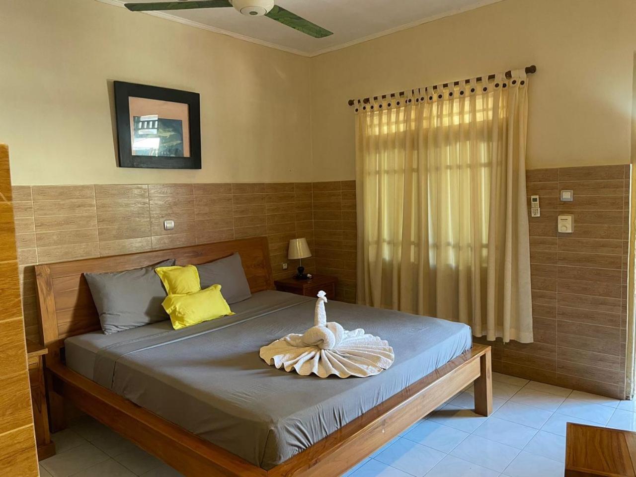 Lita Homestay Gili Trawangan Esterno foto