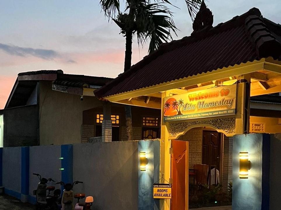 Lita Homestay Gili Trawangan Esterno foto