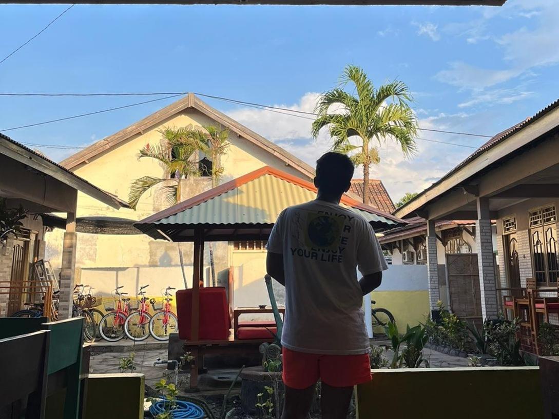 Lita Homestay Gili Trawangan Esterno foto